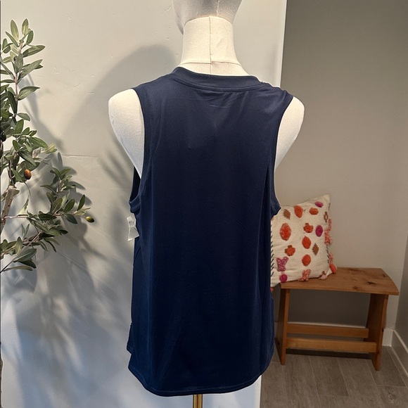 Vuori Energy Top Long New! - Picture 6 of 7